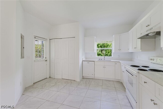 Photo - 5612 Rose Garden Rd Unit 104