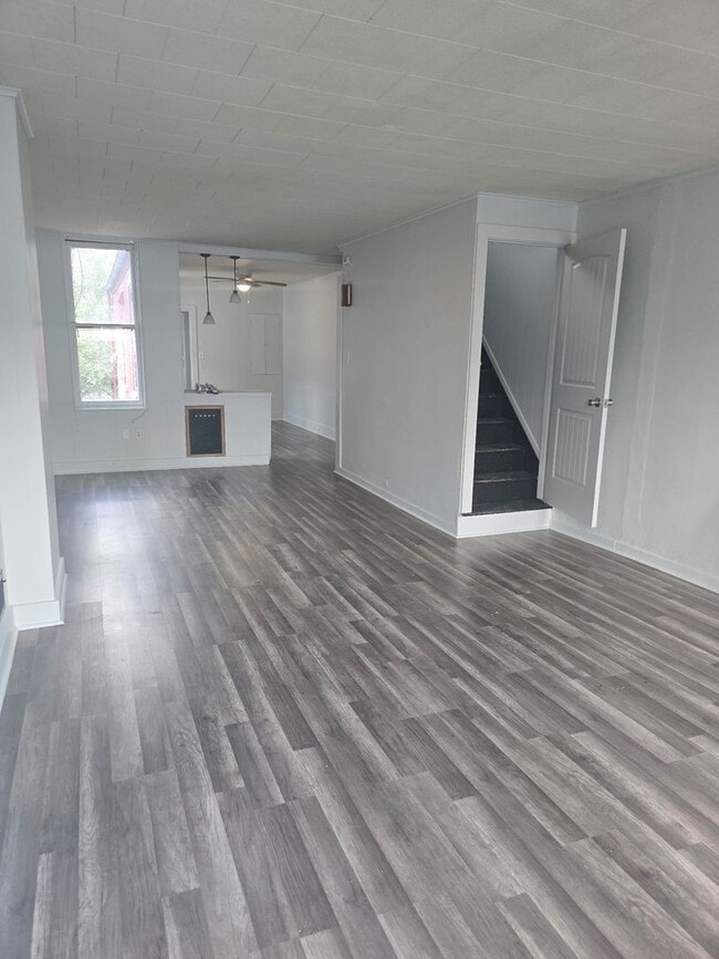 Photo - 827 N 10th St Unit Apartment 2