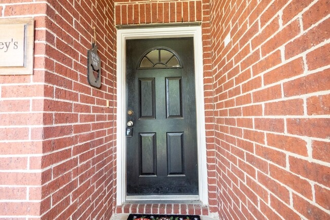 Photo - 11219 Overland Trail Dr