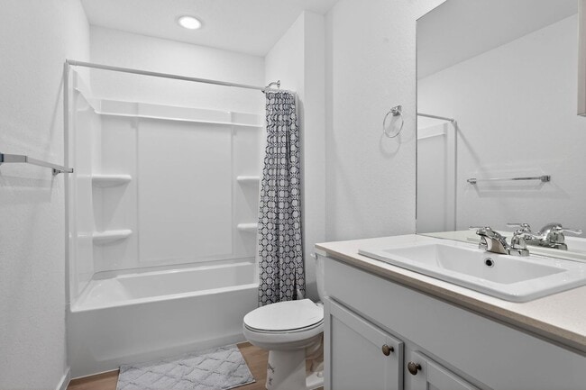 Photo - Private Bedroom for Rent – 5 Minutes from Texas A&M–San Antonio!