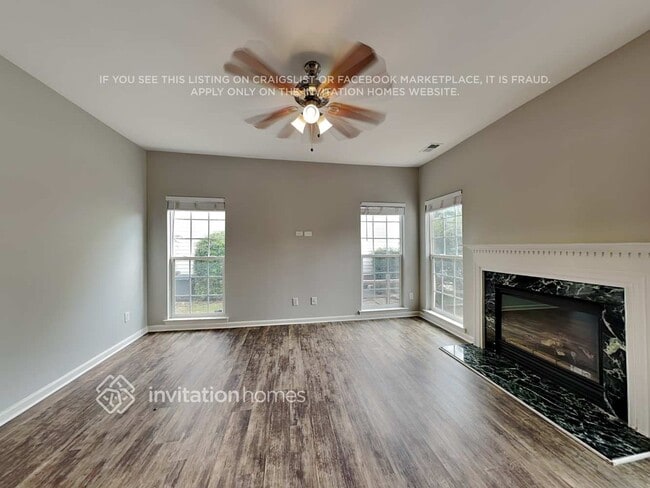 Photo - 106 Alnwick Ln