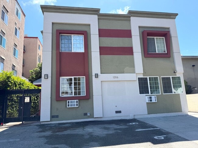 1316 Venice Blvd