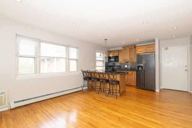 Photo - 300 Wilson Rd