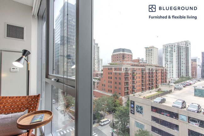 Photo - 8 E Huron St Unit FL8-ID127