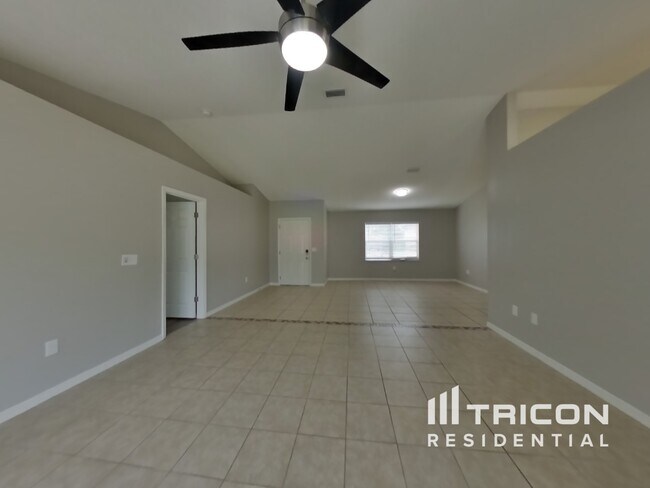 Photo - 16 Burning Ember Ln