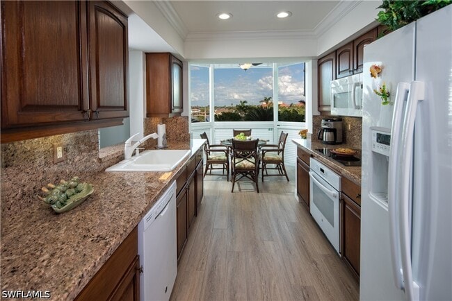 Photo - 4255 Gulf Shore Blvd N Unidad 207