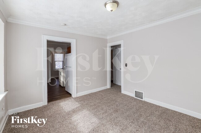 Photo - 5004 Michigan Ave