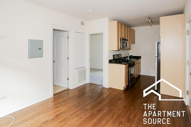 Photo - 3814 N Sheffield Ave Unit 2W