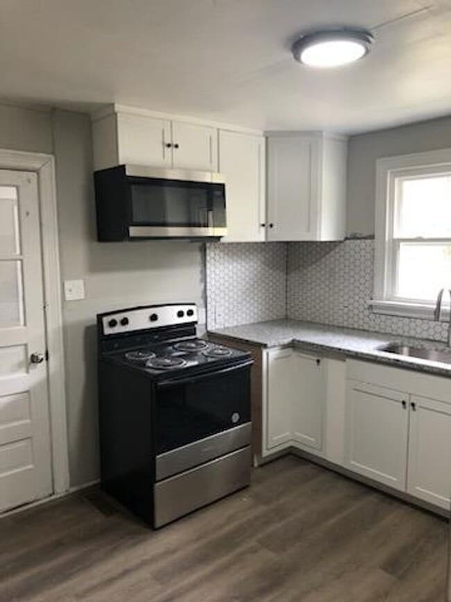 Photo - 2 bedroom home on large lot