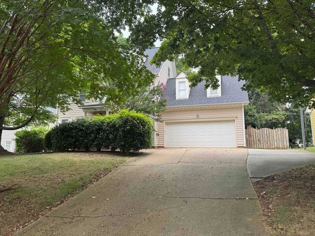 Building Photo - Awesome 4br/2.5ba in exc Cary Location! Av... Rental