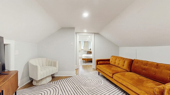 Photo - 905 Lathrop Ave Unit SI ID1607871P