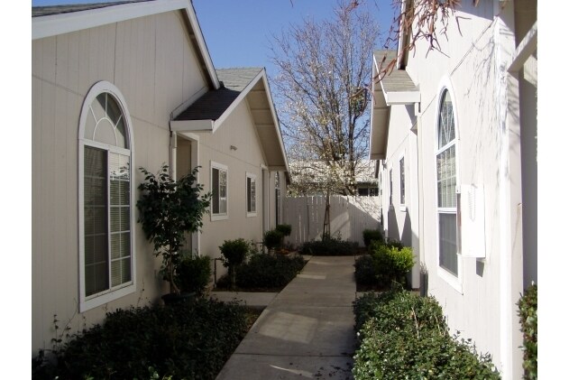 Photo - Lincoln Villas