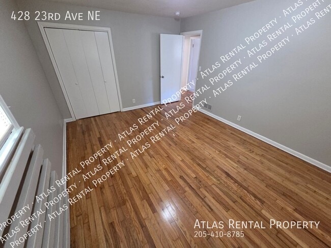 Photo - 428 23rd Ave NE