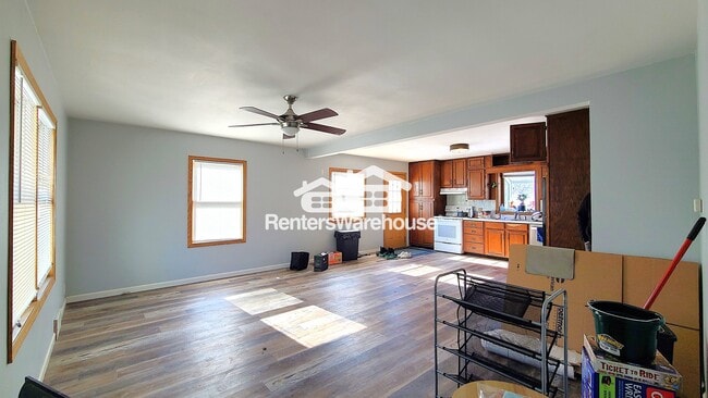 Photo - 525 Birch St