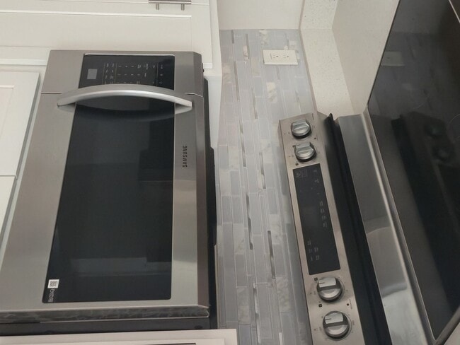 Photo - 670 Sandy Neck Ln