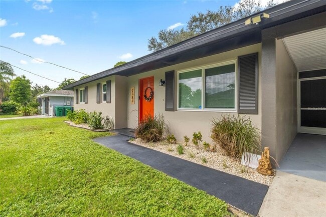 Photo - 2586 Auburn Blvd