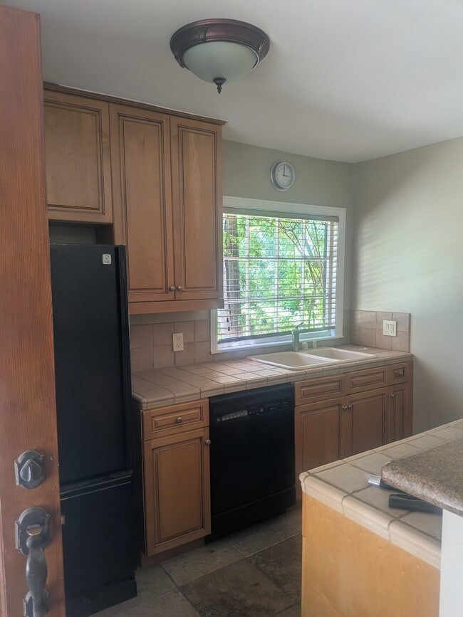 Cocina - 5648 Calzada Del Bosque