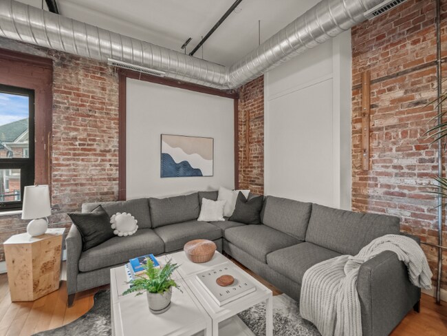 Photo - 1410 Gratiot Ave Unit 201