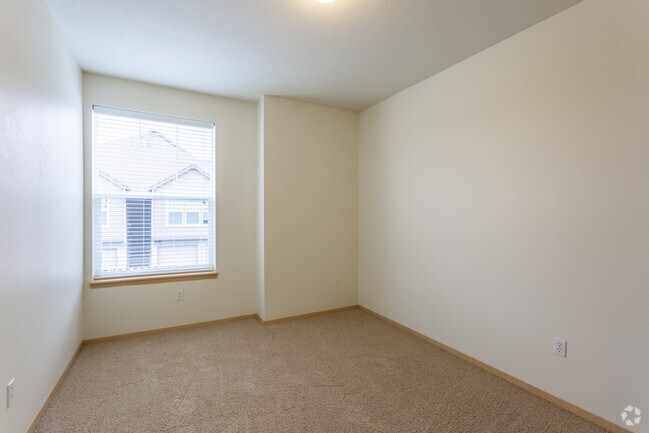 3BR, 2BA, 1,300 SF, Platinum Plus Floor Plan