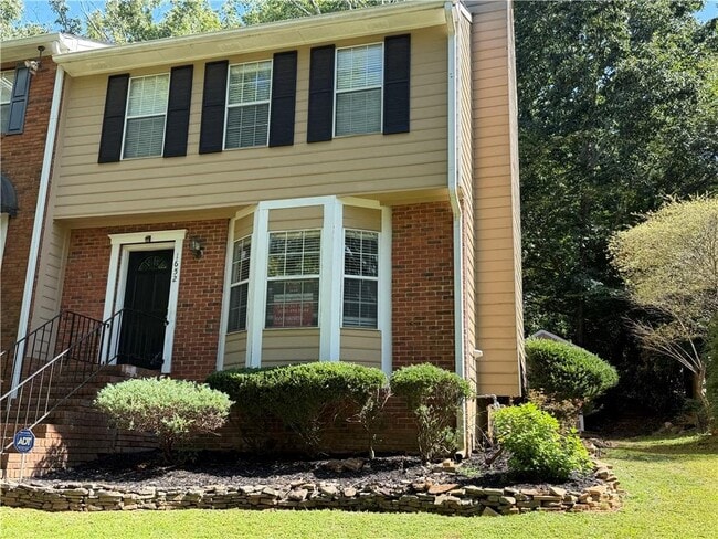 Building Photo - 1652 Grist Mill Dr