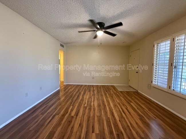 Photo - 17026 N 96th Ave