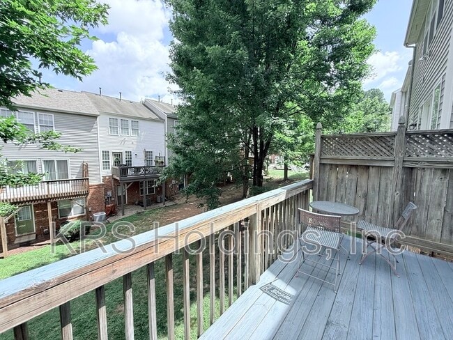 Photo - 7008 Valerie Anne Dr