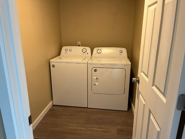 Photo - 1013 76 St Ct E Unit 1013 D