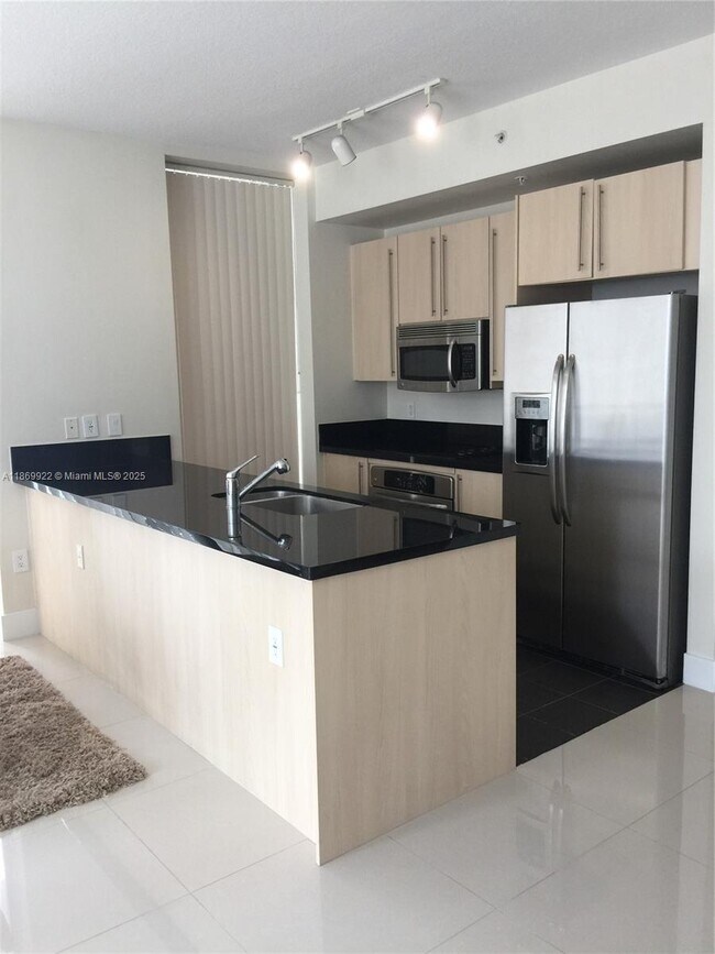 Photo - 79 SW 12th St Unit 1406