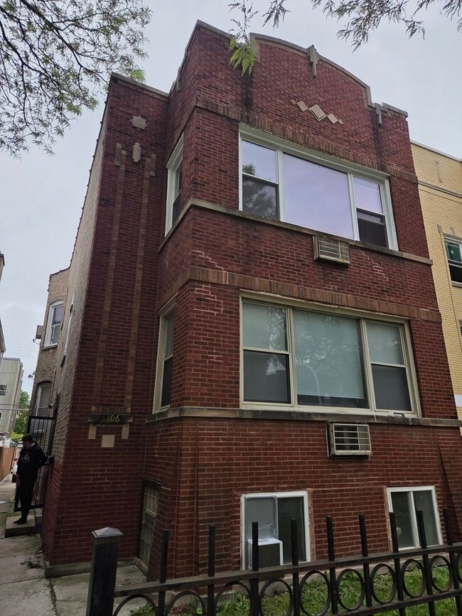 Photo - 6106 N Washtenaw Ave House