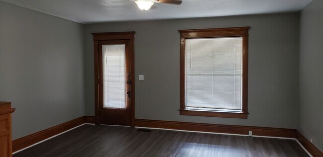 Photo - 1328-1330 East Broadway Street Unidad 1328 East Broadway Street