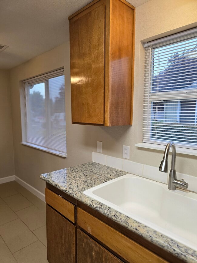 Photo - 322 Lorraine Ave Unit A