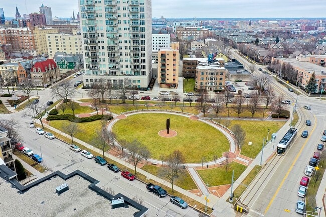 Photo - Park Tower Apartments