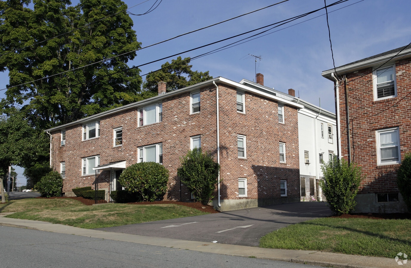 Lincoln Place - Lincoln Place Apartment