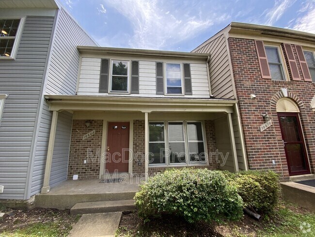 Building Photo - 10608 Wakeman Dr Rental
