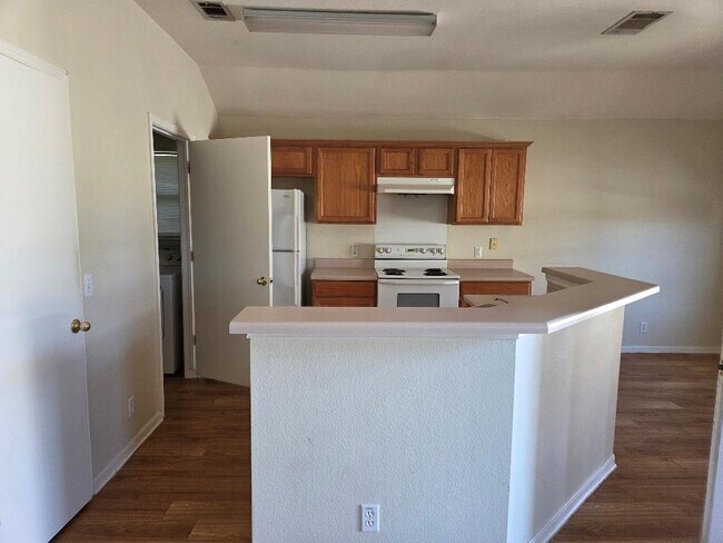 Photo - 3201E El Salido Pkwy