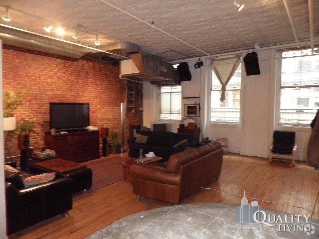 Building Photo - 4 bedroom in NEW YORK NY 10012 Unit 3B Rental