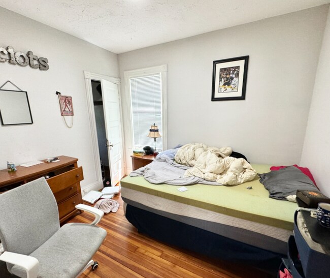Photo - 37 Sudan St Unit 2