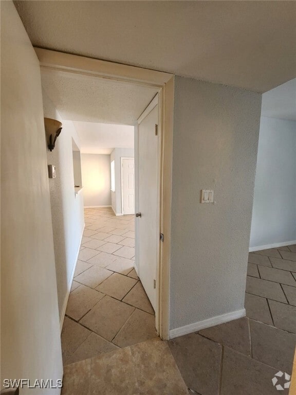 Building Photo - 2935 Winkler Ave Unit 1106 Rental