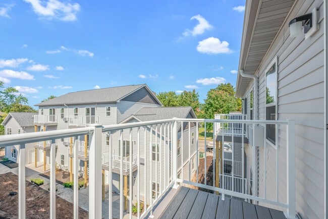 Photo - 105 Sturgeon Eddy Rd