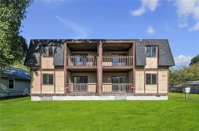 Building Photo - 620 Celey St Unit Apt #4