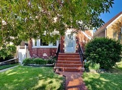 Building Photo - 3110 N Austin Ave