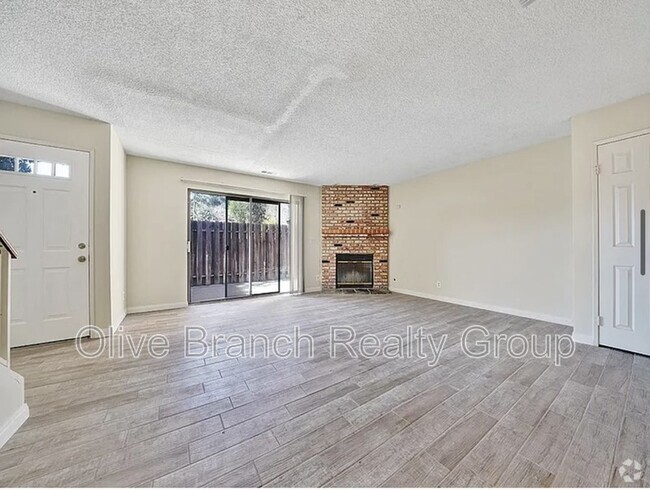 Building Photo - 818 Alta St Unit D Rental
