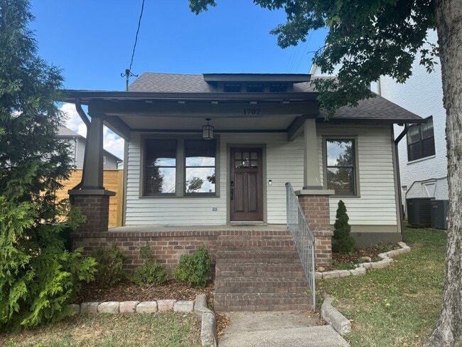 Building Photo - 1707 Hillside Ave