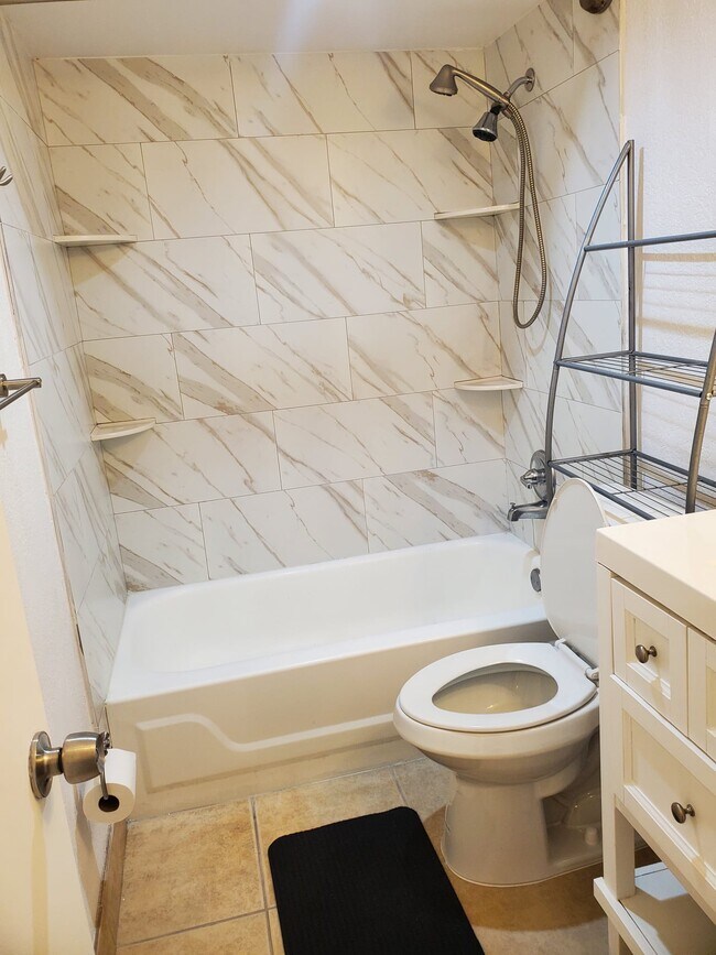 Photo - 11250 Royal Palm Blvd Unidad 11250