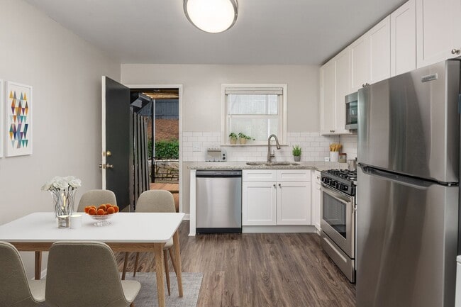 Photo - 351 Hillcrest