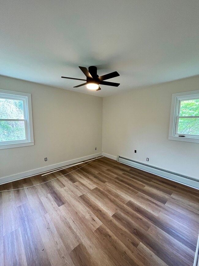 Photo - 30 Nathaniel Blvd Unit B