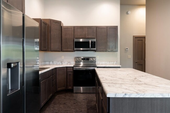 Photo - 101 E Michigan St