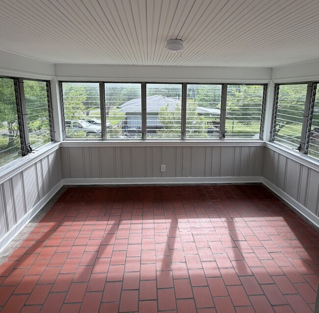 Photo - 2116 Rockland Dr