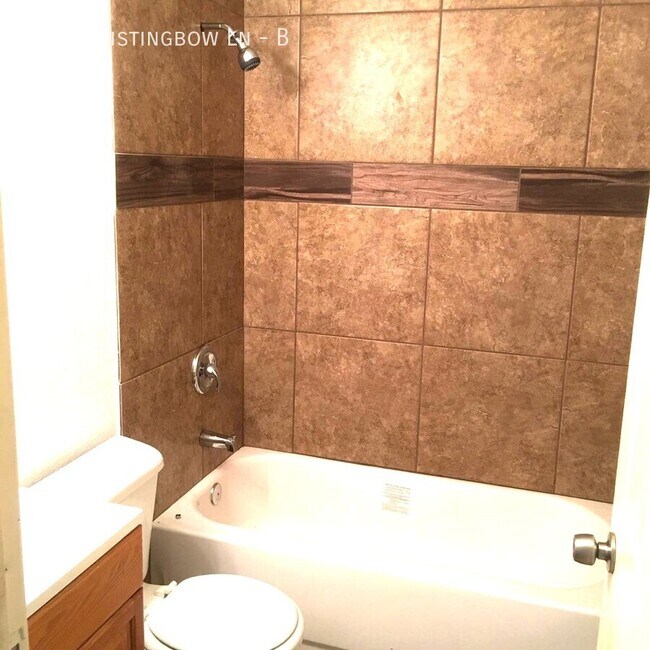 Photo - 2785 Twistingbow Ln Unit B