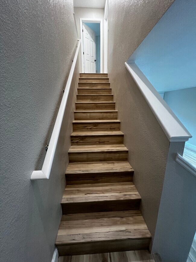 Photo - 436 E Center St